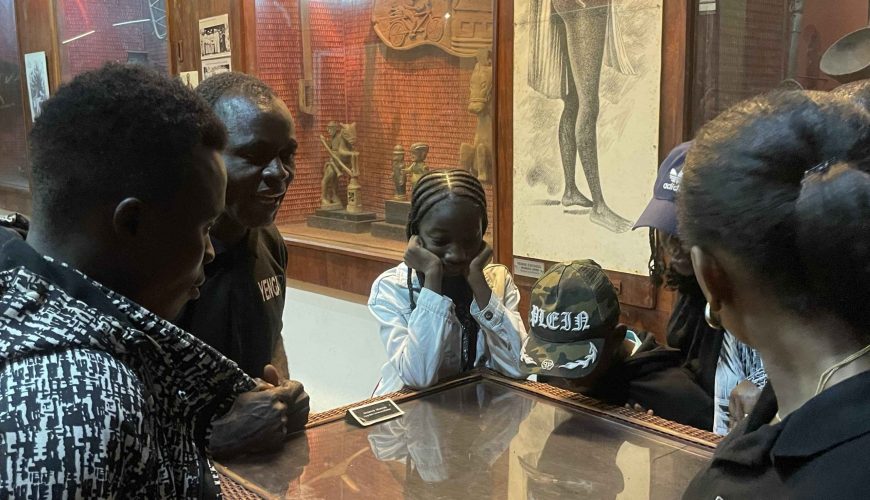 yaounde by night, musuem tour,national musuem yaounde, ethnographic musuem yaoundé