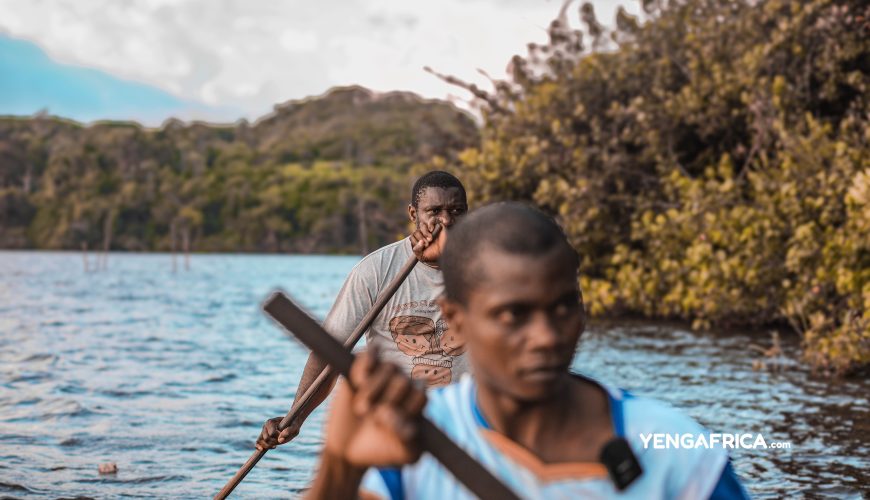 Lake Ossa Canoe Tour with a local guide
