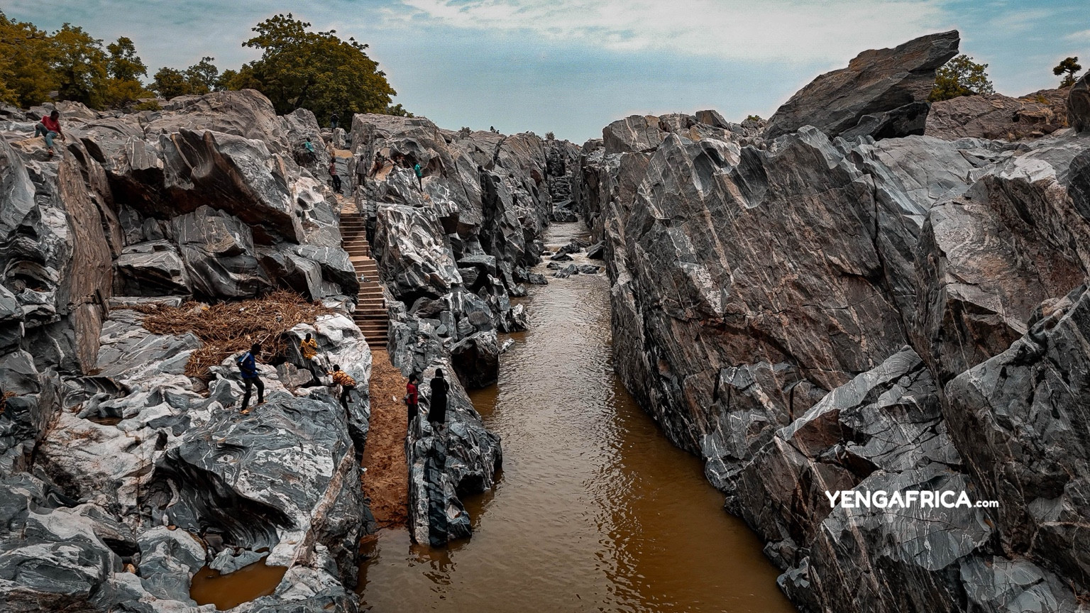 Gorges of Kola in Guider