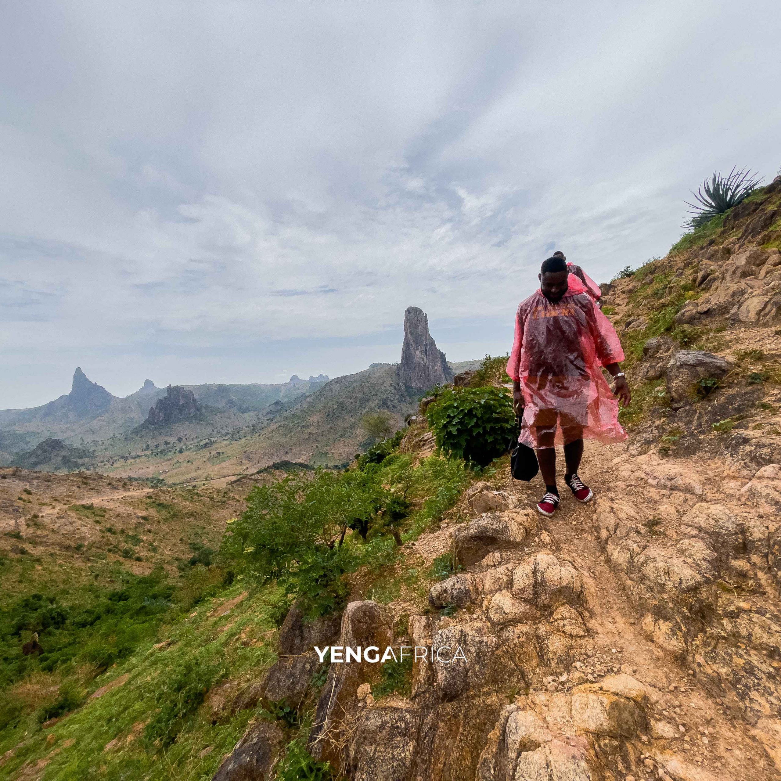 Hiking in the valley of Rhumsiki