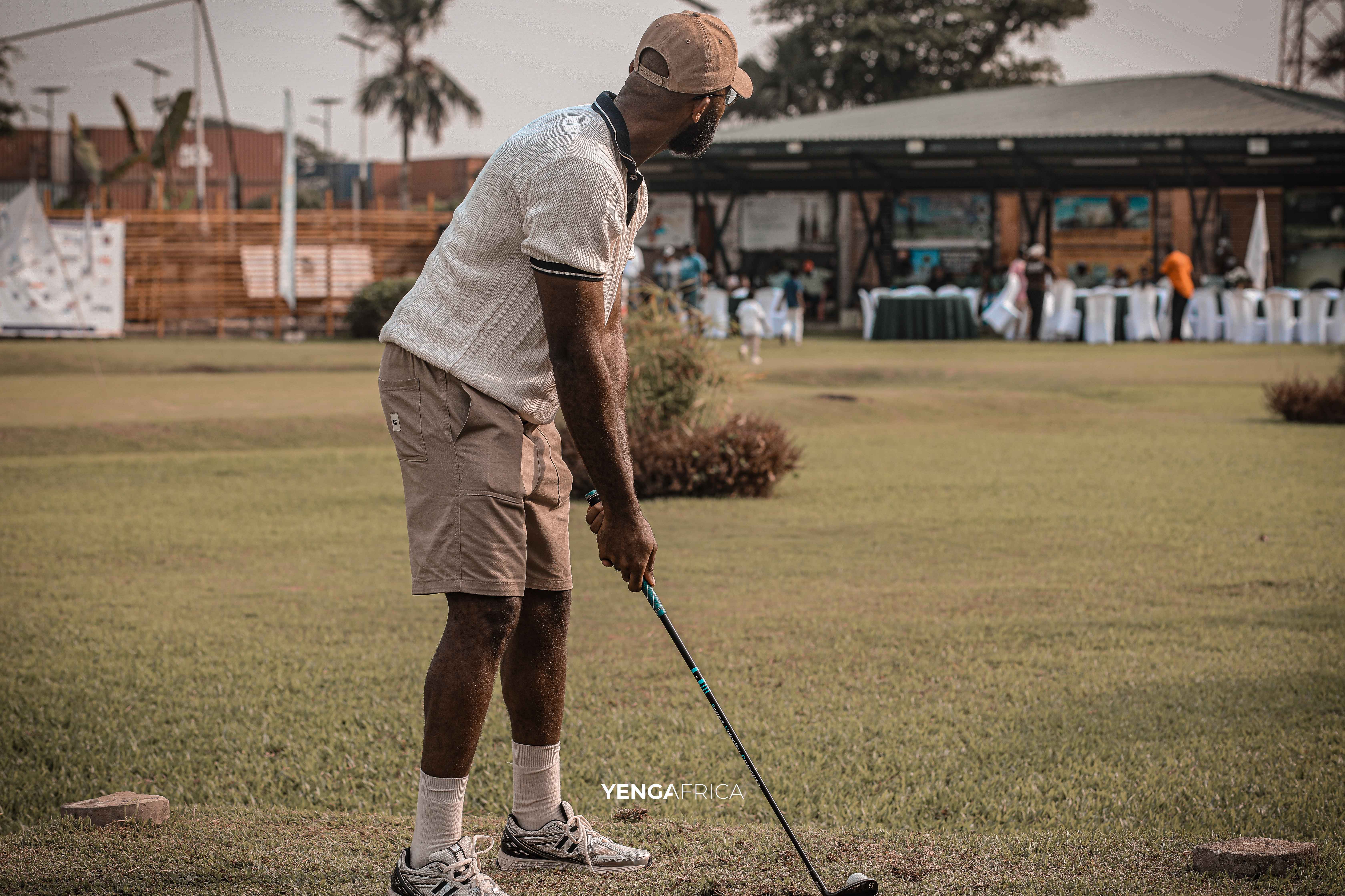 Amateur golfer having a golf initiation at the Douala Golf club